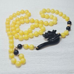 Necklace Yellow Black Jade Carved Dragon Hook Clasp Knotted Gold Filled 36"